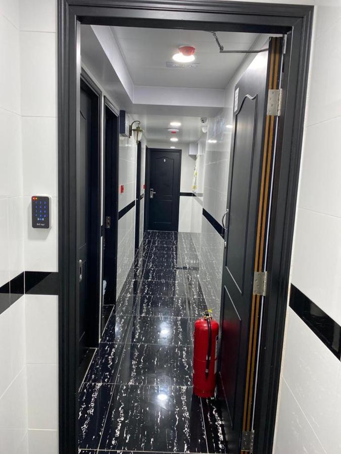 Budget Hostel Block D 10Th Floor Hong Kong Exterior photo
